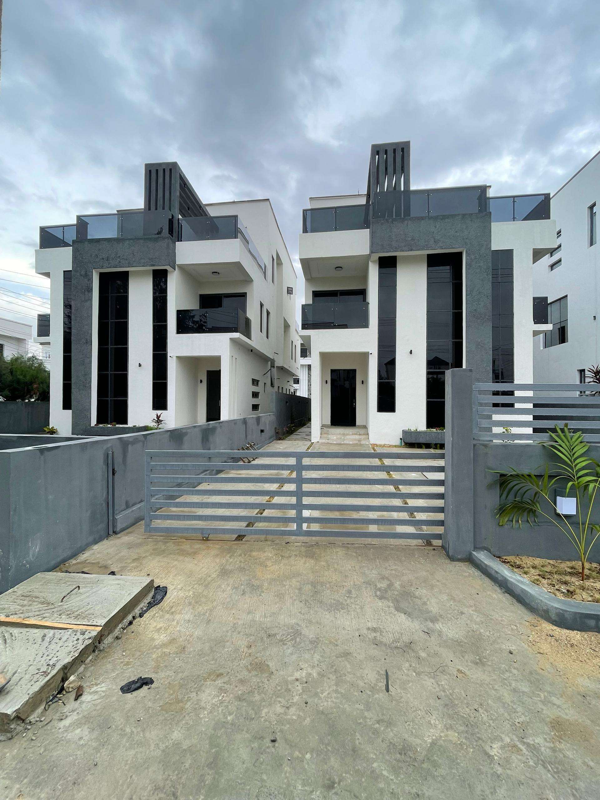 Luxury 5 Bedroom Fully Detached Duplex For Sale @Lekki County For N300M